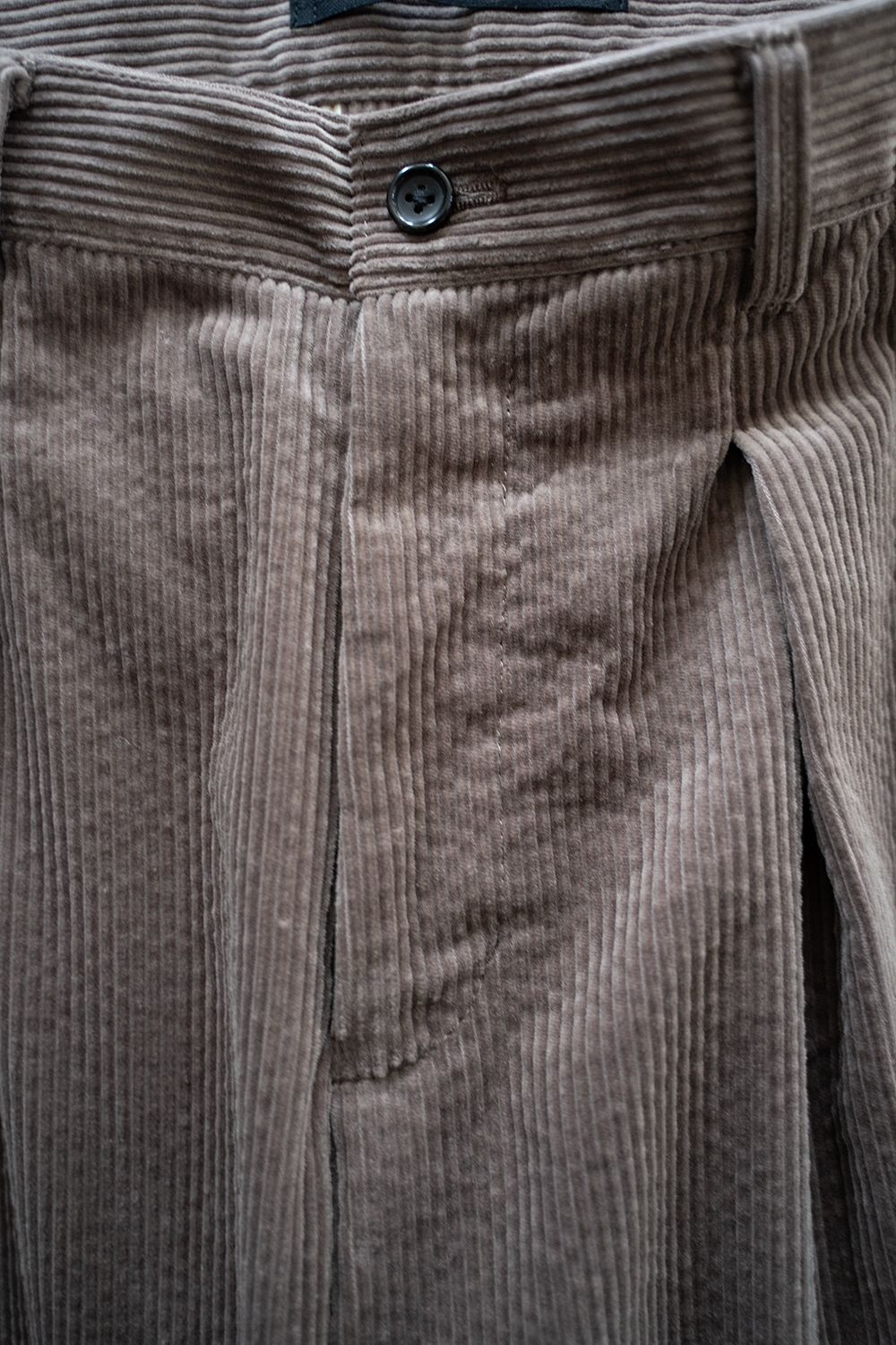 【ラスト1点】【24AW】Sucker Cord Tuck Pants/サッカーコーデュロイタックパンツ(BROWN)