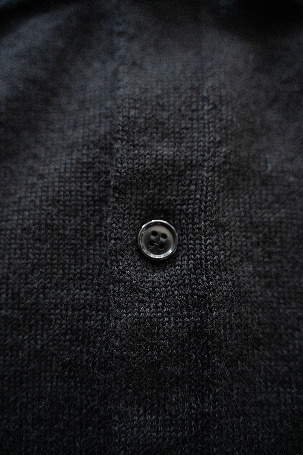 【25AW】エクストラキッドモヘア12Gニットカーディガン(BLACK)