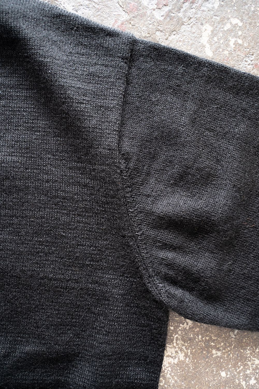【ラスト1点】【22AW】アルパカ×ラミークルーネックニット(INK BLACK)