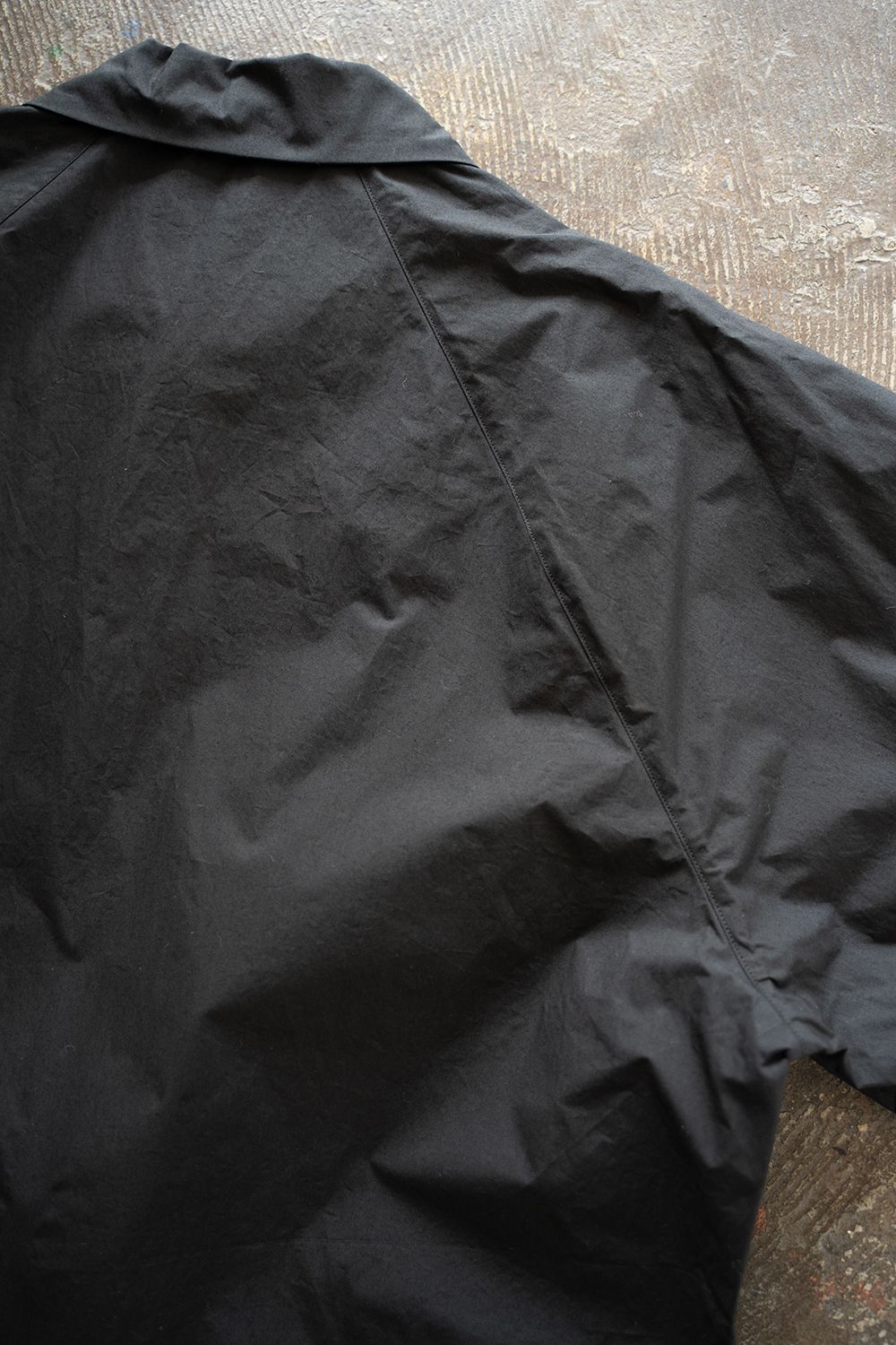 【ラスト1点】【25SS】シリコン加工シャツブルゾン(INK BLACK)