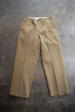 【ラスト1点】強撚コットンセンタープレススラックス(KHAKI)