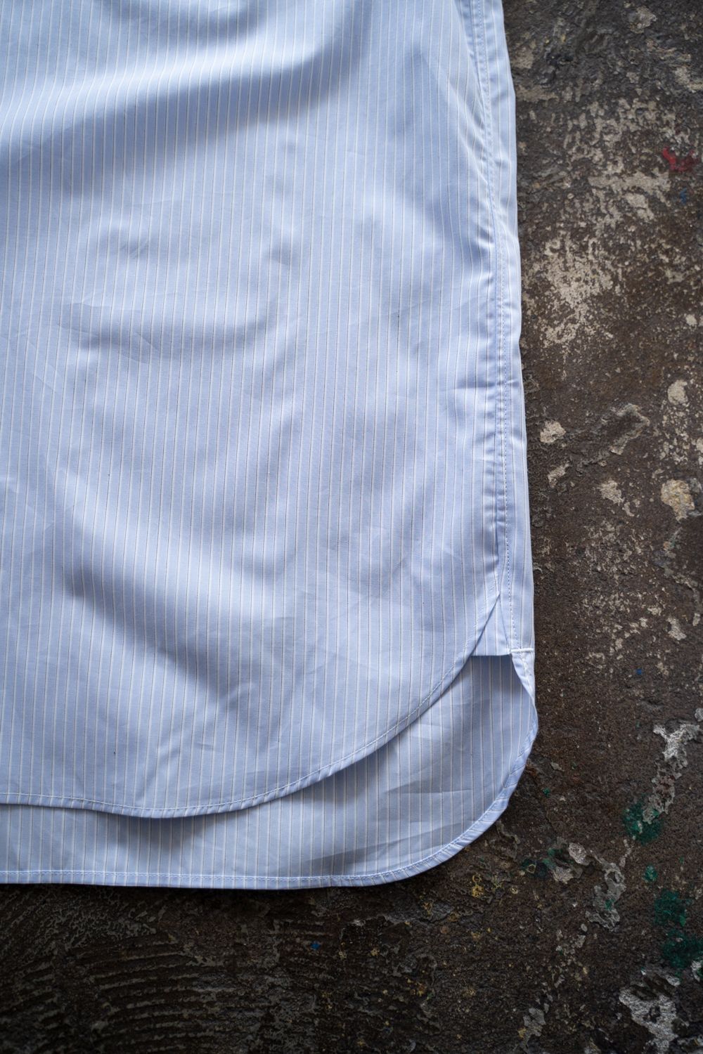 【ラスト1点】【25AW】ブロードレギュラーカラーシャツ(BLUE STRIPE)