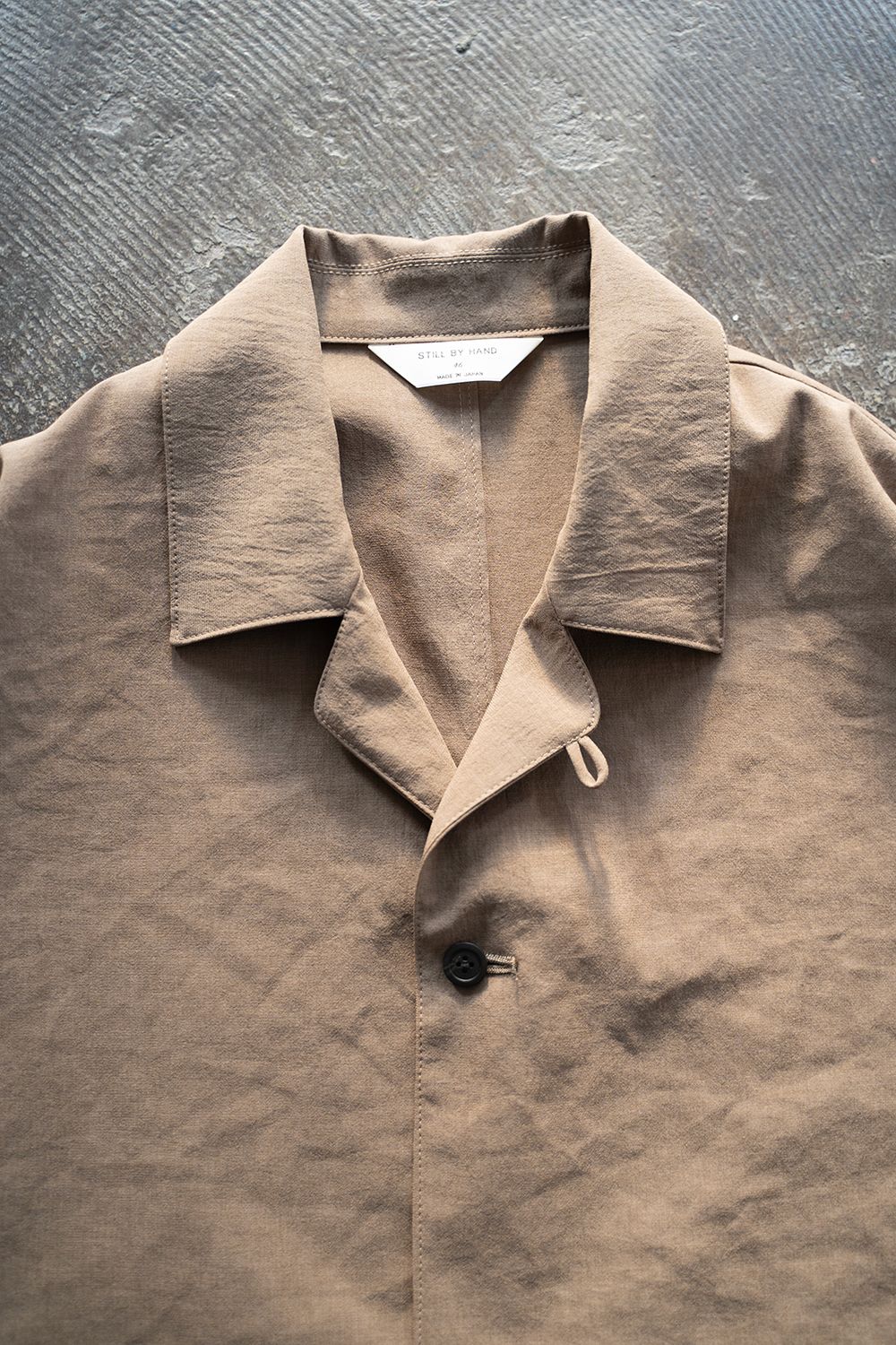 【ラスト1点】【23SS】強撚ポリエステルドルマンジャケット(LIGHT BROWN)