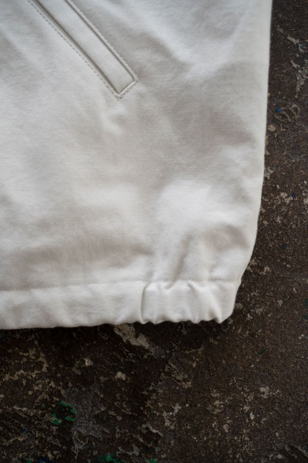 【26SS】コットンモールスキンジップブルゾン(IVORY)