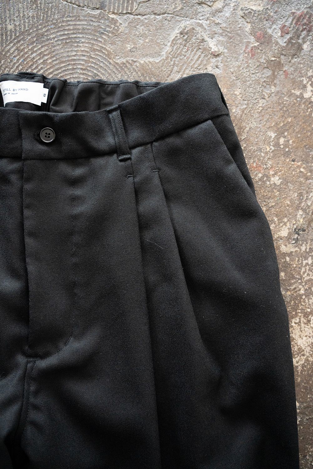 【25AW】ウールサキソニーイージースラックス(BLACK)