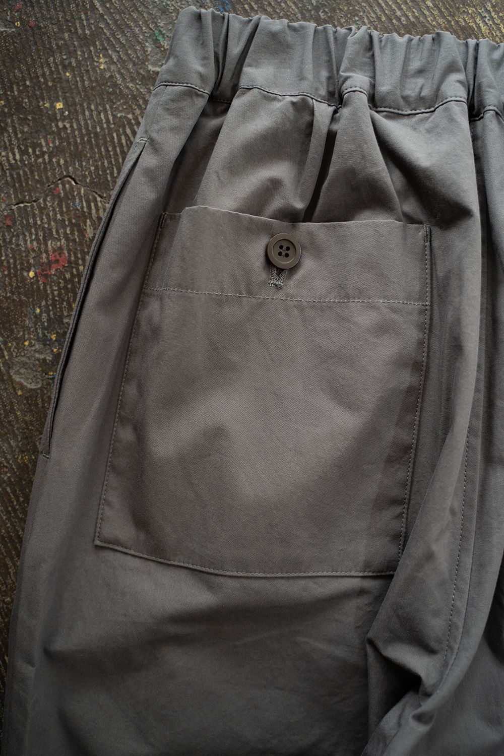 【ラスト1点】【24AW】ディープタックイージーパンツ(SLATE GRAY)
