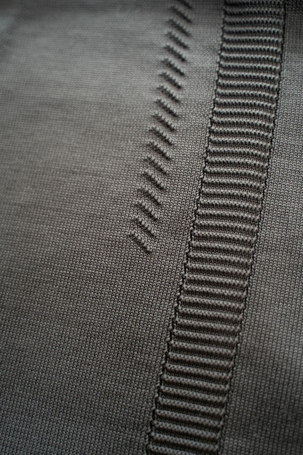 【ラスト1点】Yonaga Zip Cardigan(DARK BROWN)
