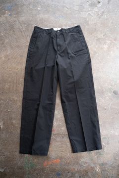 強撚コットンセンタープレススラックス(DARK NAVY)