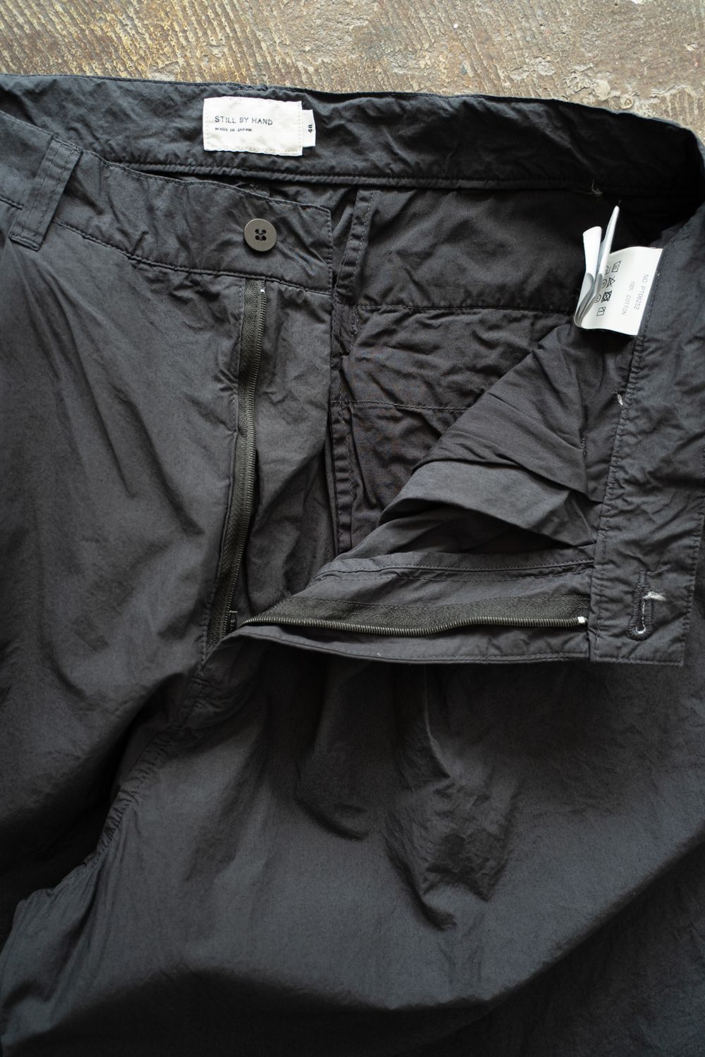 【ラスト1点】【25SS】ガーメントダイディープタックワイドパンツ(INK BLACK)