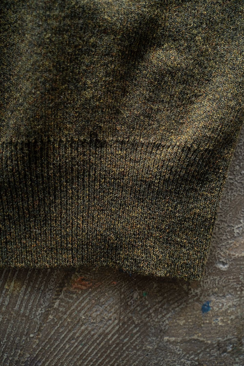 Hard twisted Shetlandwool GOB sweater(KHAKI MIX)