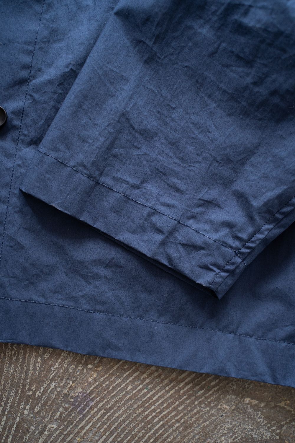 【ラスト1点】【25SS】シリコン加工シャツブルゾン(DEEP BLUE)