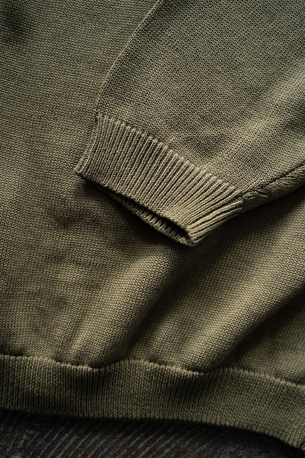 【ラスト1点】【25SS】強撚綿クルーネック10Gニット(OLIVE)