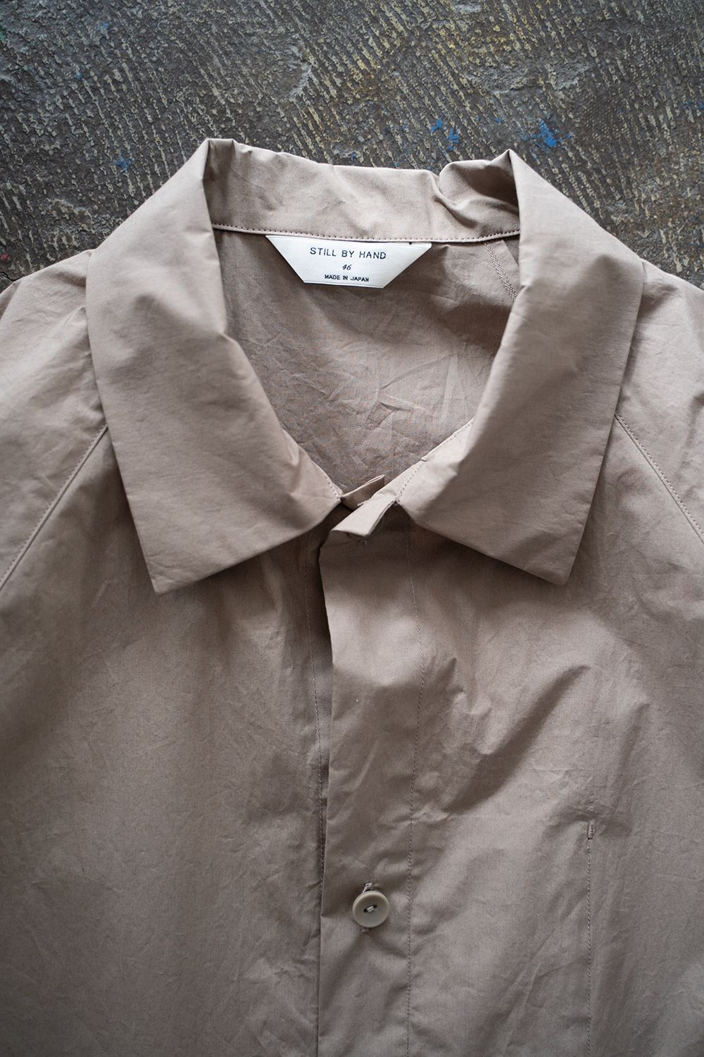 【ラスト1点】【25SS】シリコン加工シャツブルゾン(MOCHA BEIGE)