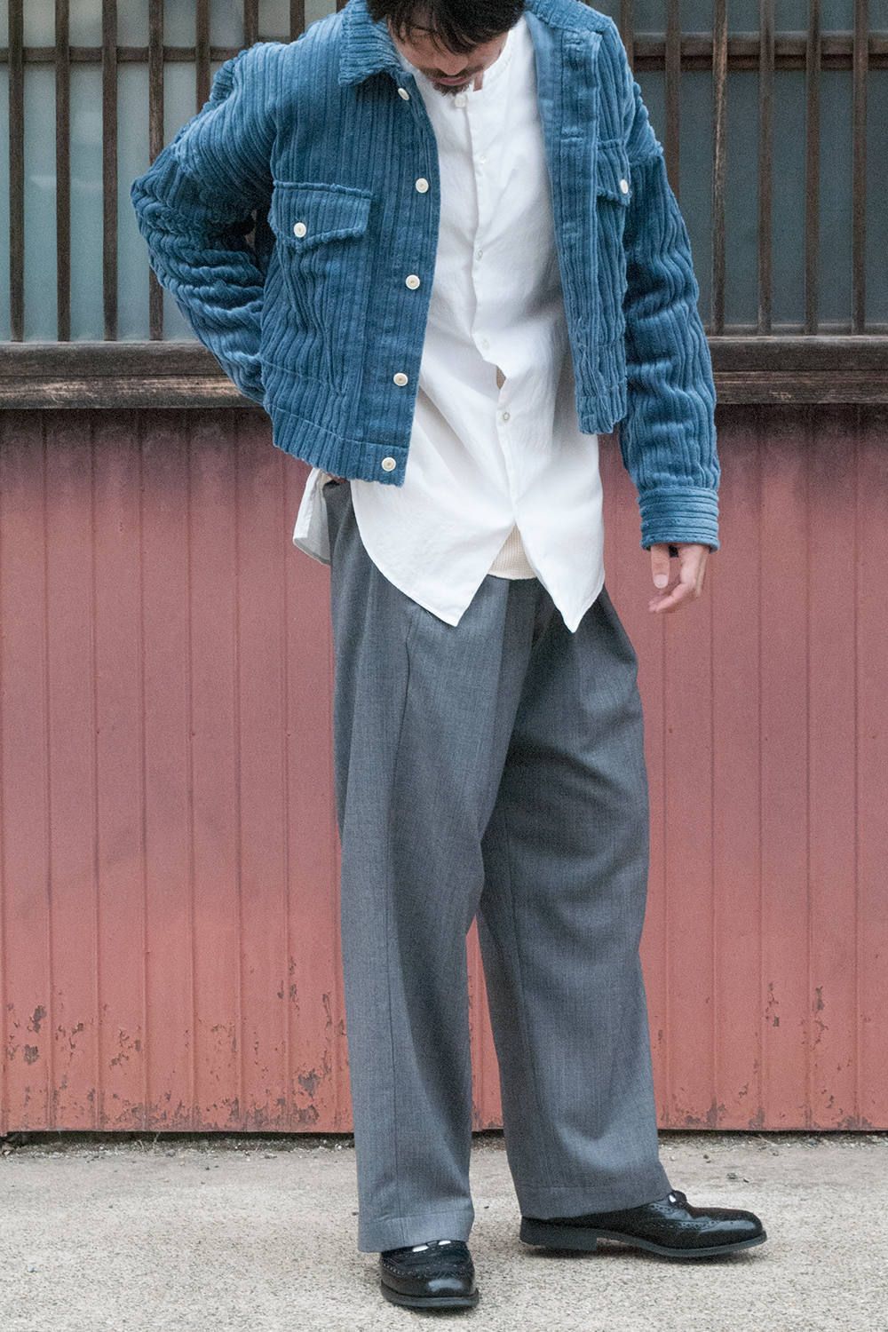 裾コンシャス。