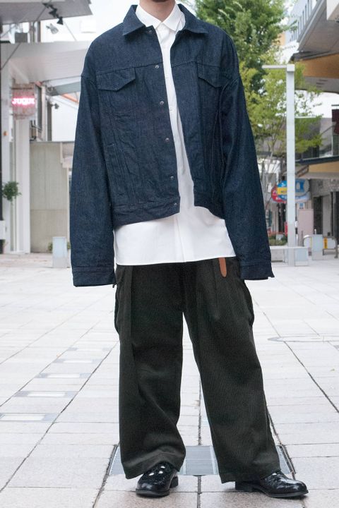 袖コンシャス。