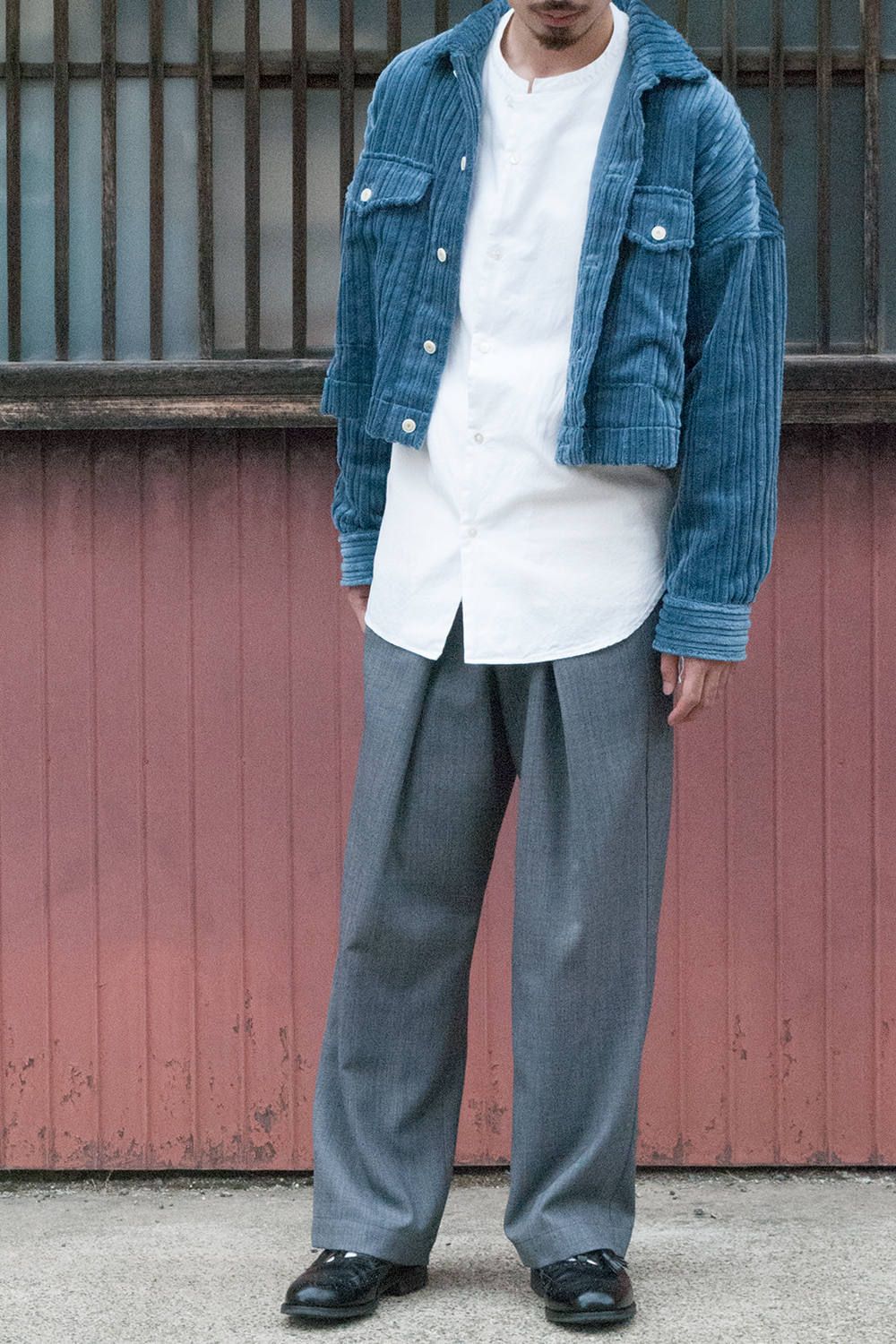 裾コンシャス。