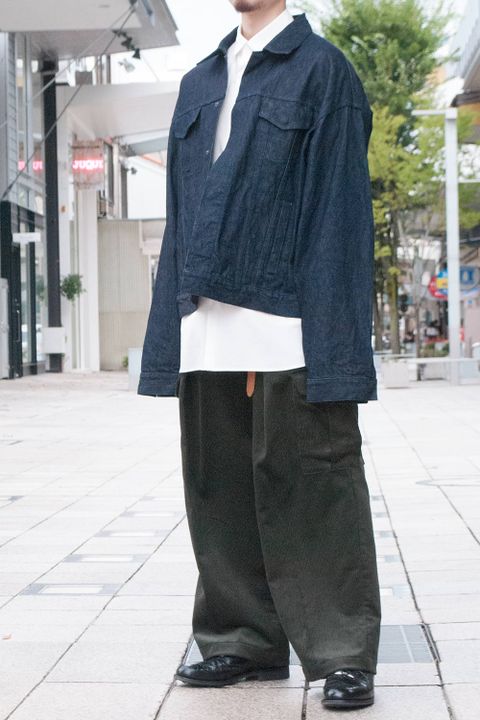 袖コンシャス。