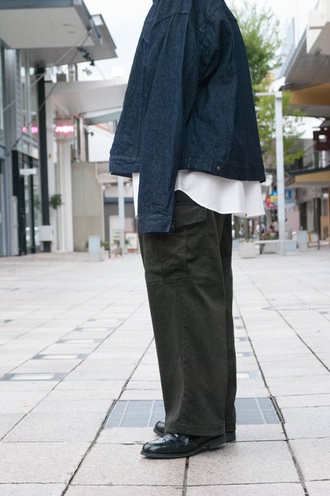 袖コンシャス。