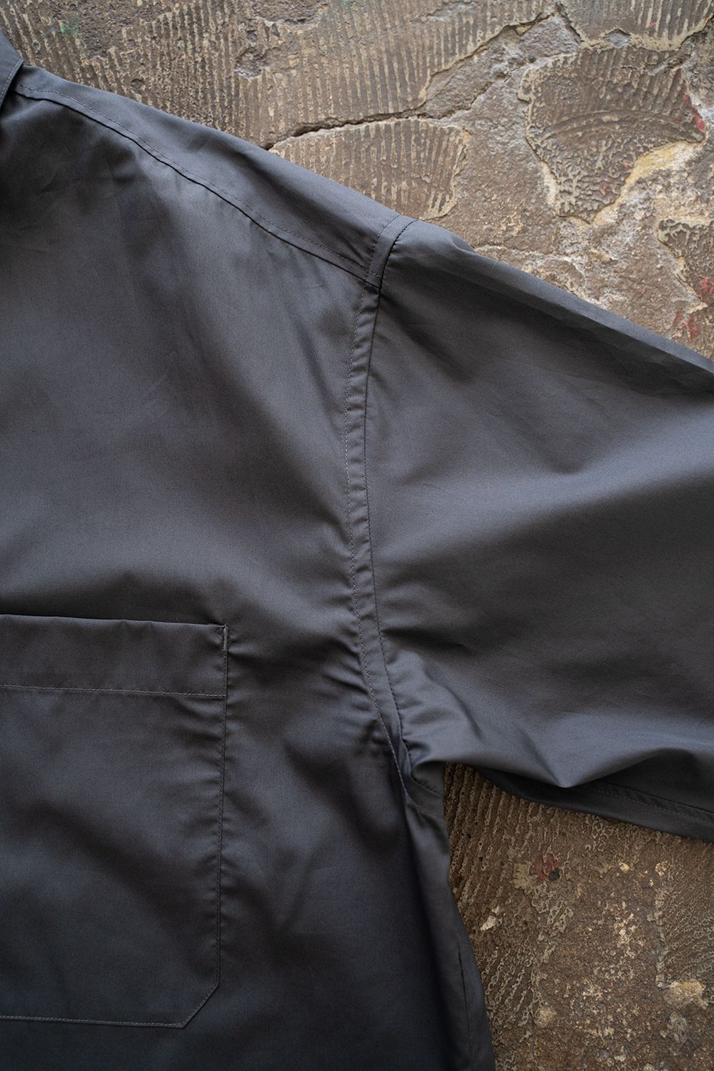 【ラスト1点】【25SS】200双半袖シャツ(CHARCOAL)