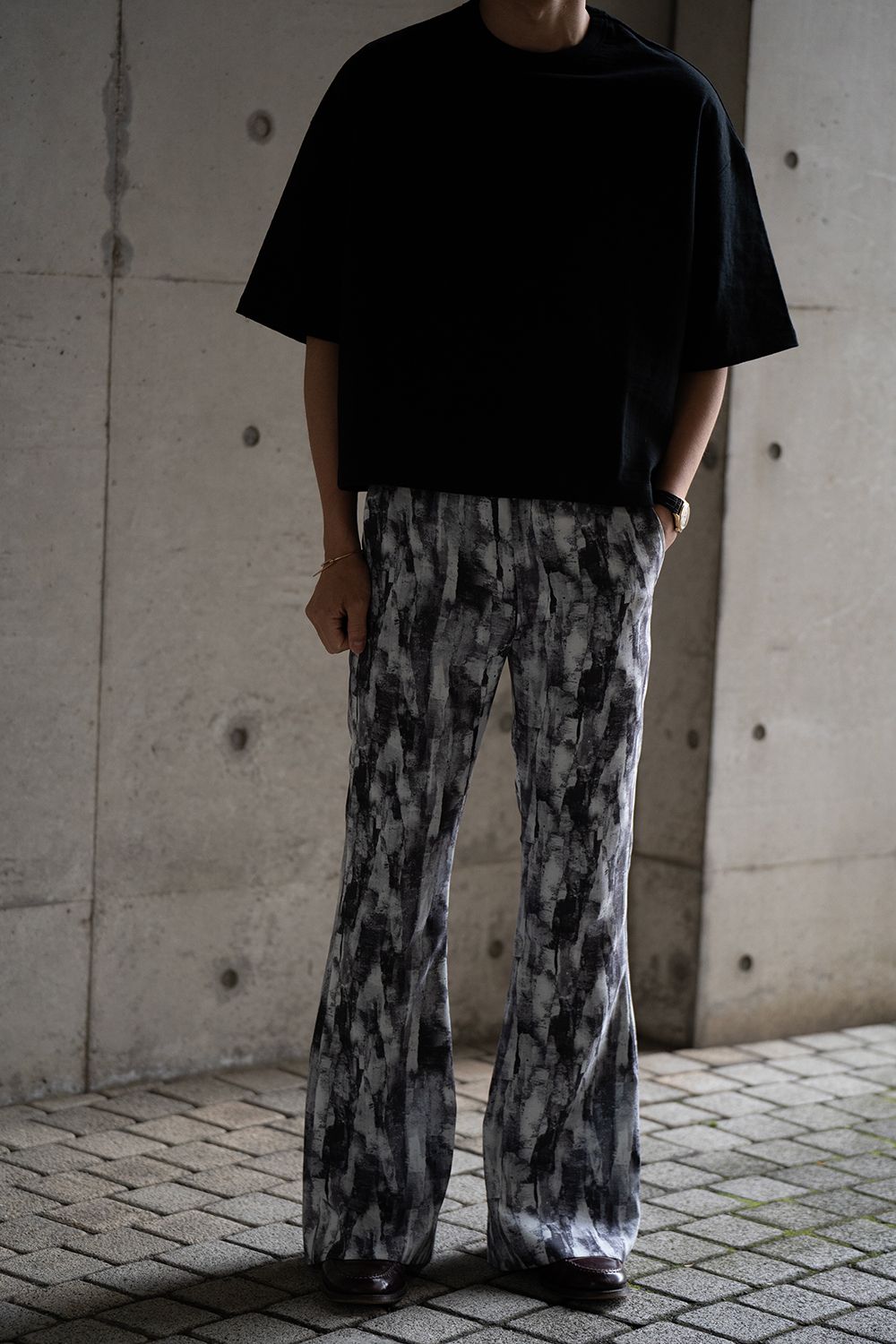juha（ユハ）の「FANCY TWEED FLARE PANTS（スラックス）」 - WEAR