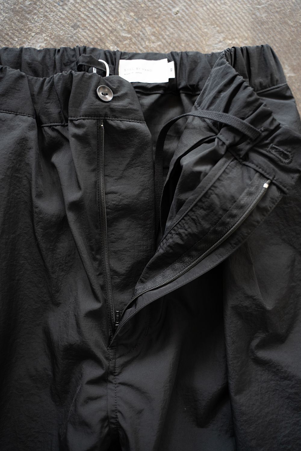 【ラスト1点】【25SS】ナイロン2タックイージーパンツ(INK BLACK)