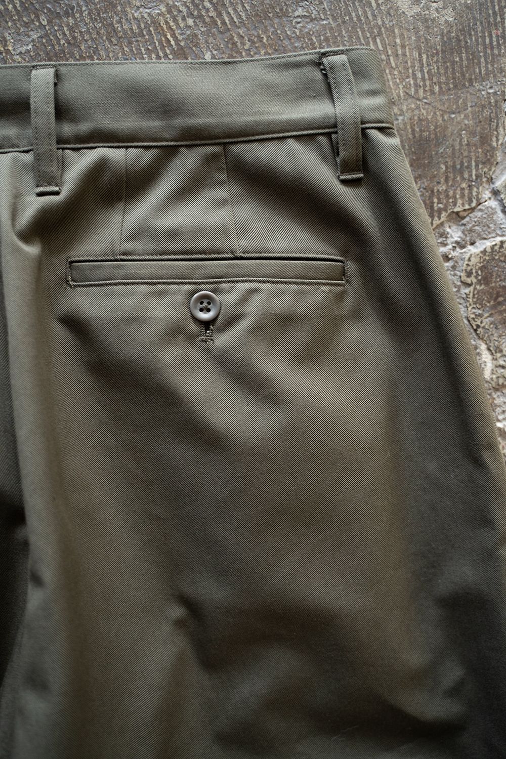 【ラスト1点】【24AW】1-Tack Baggy Trousers/1タックバギートラウザーズ(OLIVE)