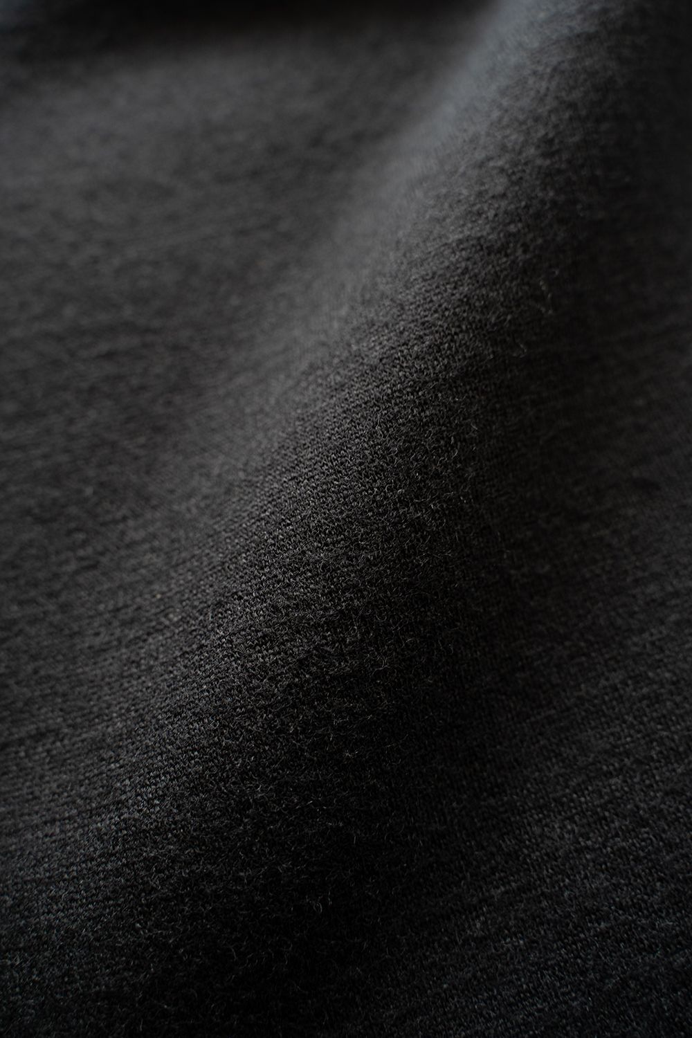 【25AW】ウールジャージー2タックイージーパンツ(CHARCOAL)