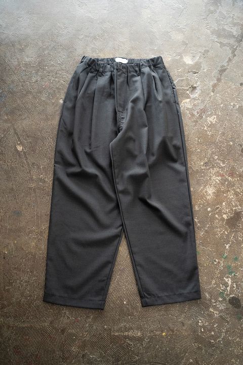 【25AW】モヘア混2タックイージーパンツ(CHARCOAL)