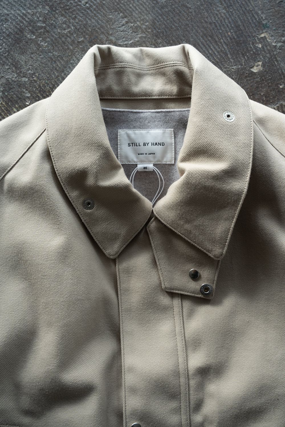 【25AW】コットン×ポリエステルショートブルゾン(LIGHT BEIGE)