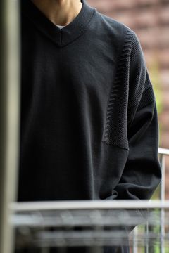 【ラスト1点】【24AW】Ryoshu V Neck Knit(BLACK)