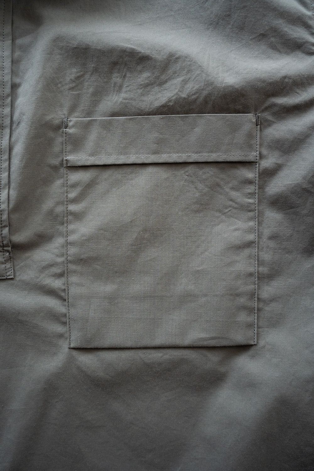 【26SS】コットン×シルクタイプライタースキッパーシャツ(SLATE GREY)