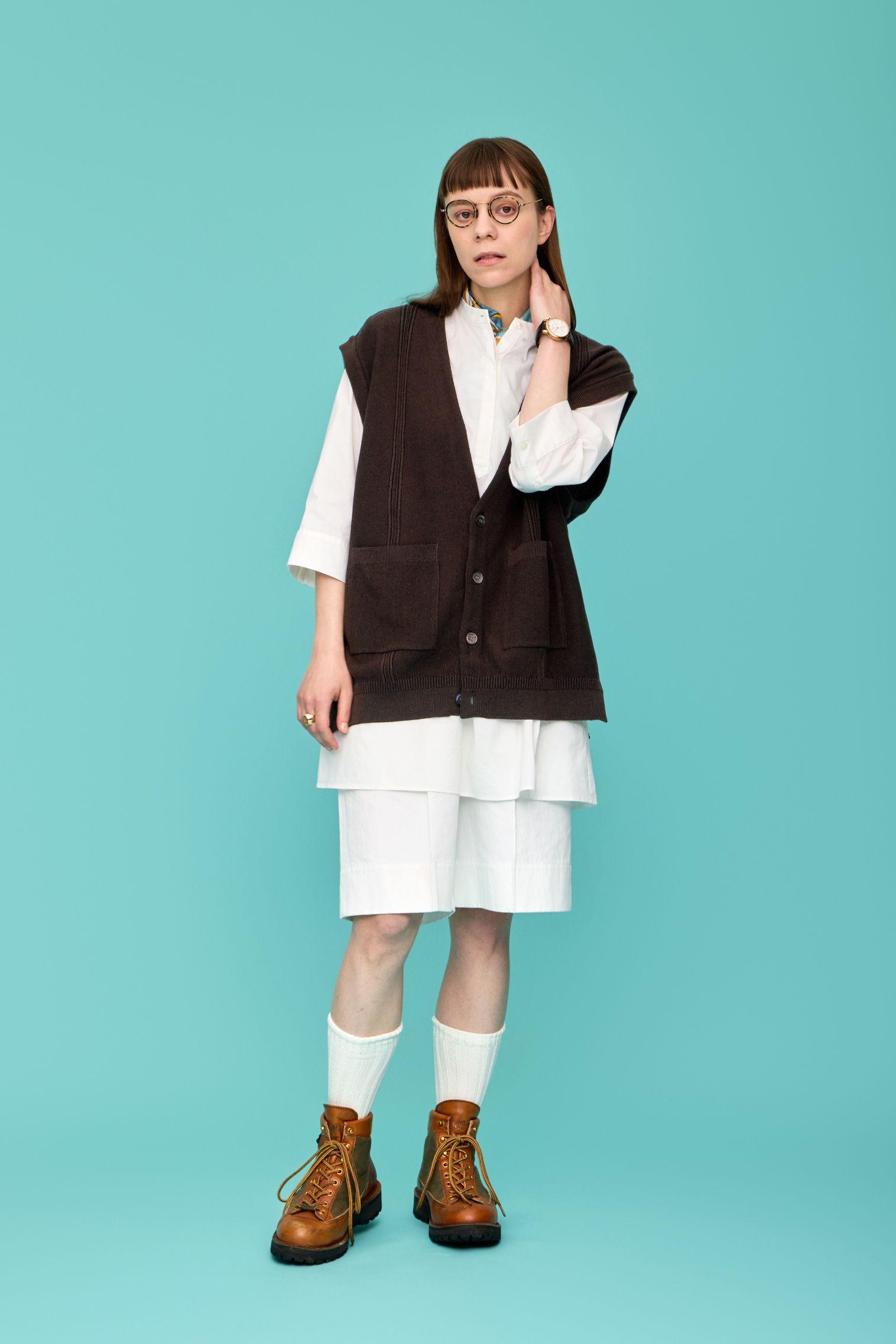 YASHIKI - 【ラスト1点】【26SS】Shirotsume V-neck Vest(BROWN) | Salty