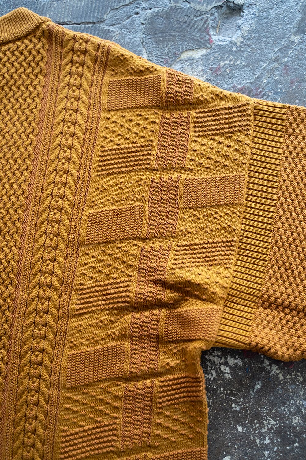 YASHIKI - 【ラスト1点】【22AW】Arare Knit(MUSTARD) | Salty