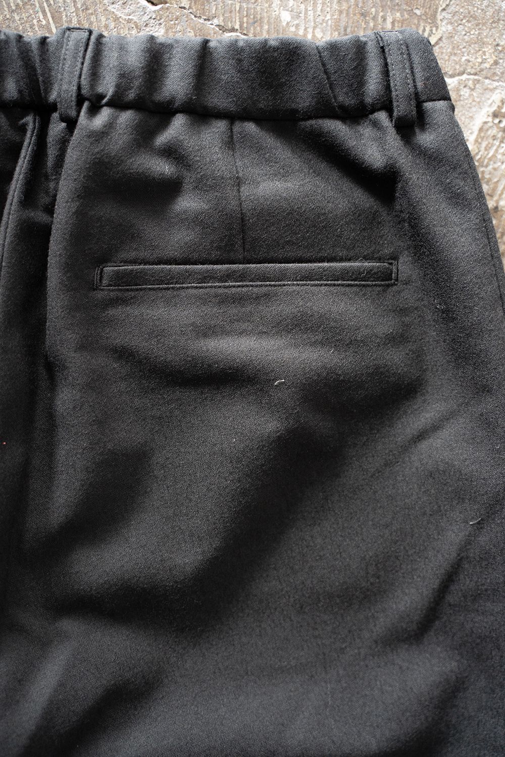 【ラスト1点】【22AW】ウールタッサー2タックイージーパンツ(INK BLACK)