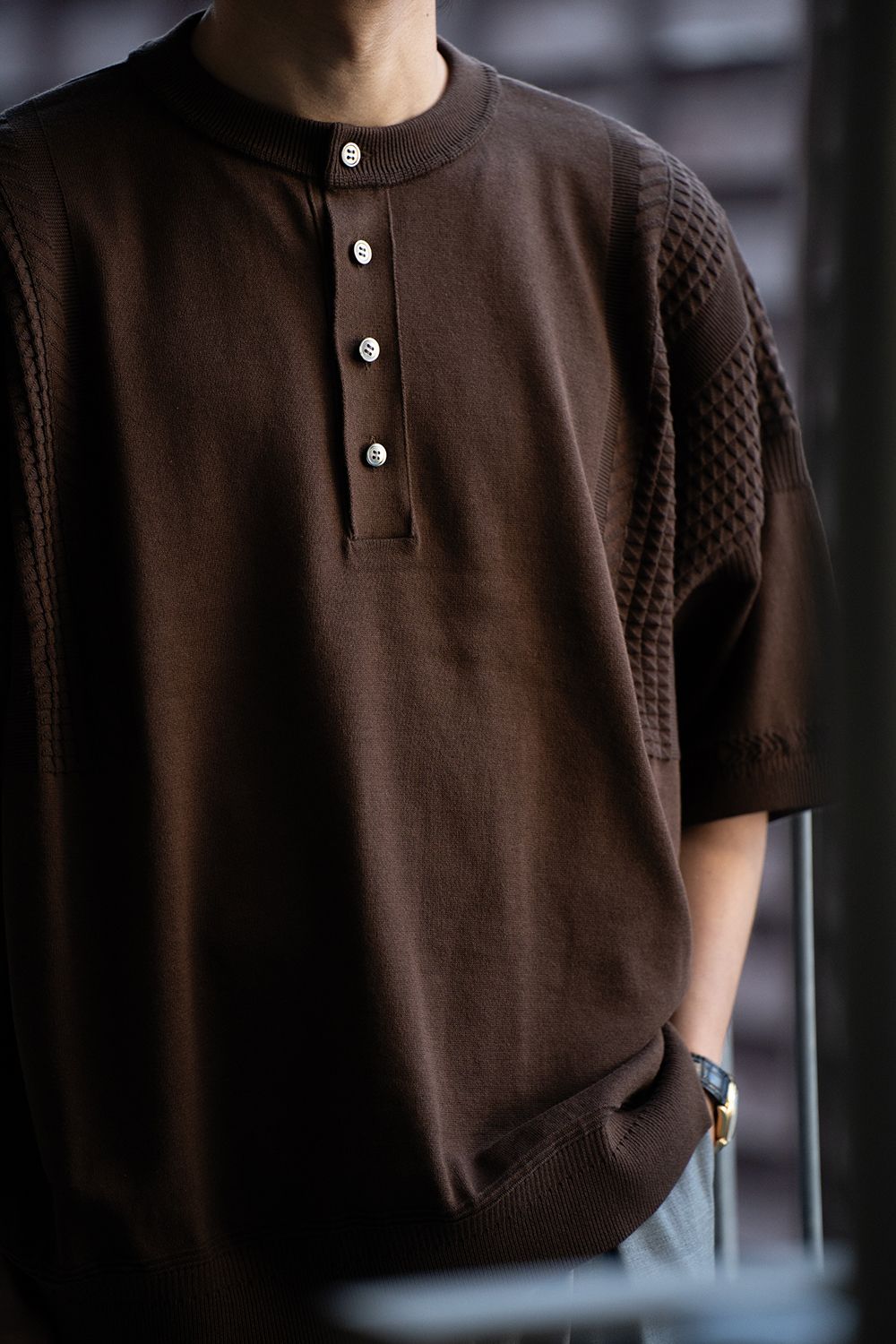 【ラスト1点】【24SS】Ogawa Henley Knit(BROWN)