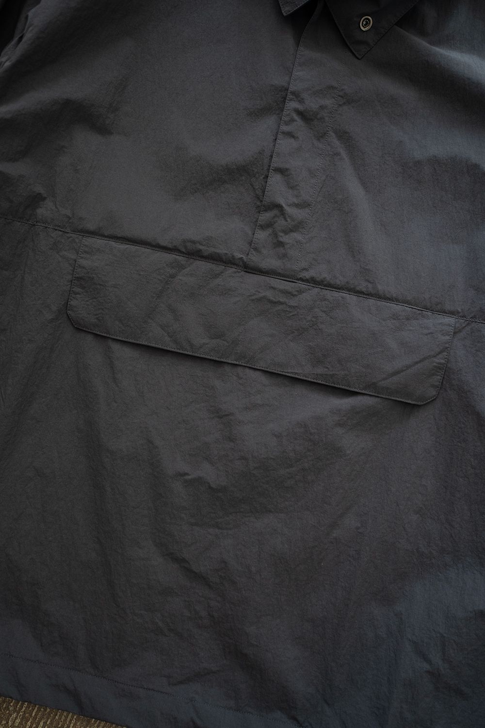 【ラスト1点】【24AW】撥水ナイロンパッカブルアノラック(BLACK)
