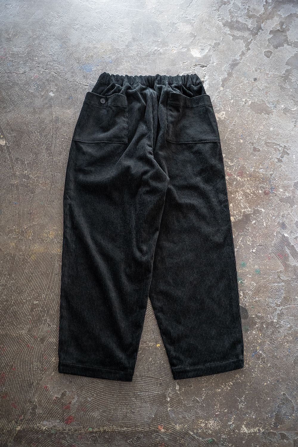 【25AW】綿×レーヨンコーデュロイイージーパンツ(BLACK)