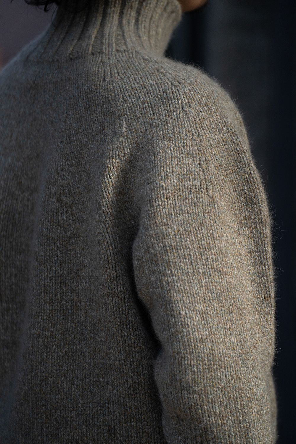 yak/lambs multi ply HAND KNITTING yoke top turtle neck sweater(FOG)