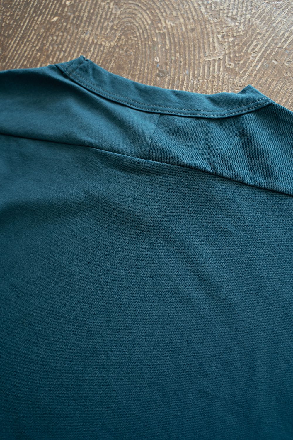 【ラスト1点】【23SS】強撚コットンスプリットヨークTシャツ(TEAL BLUE)