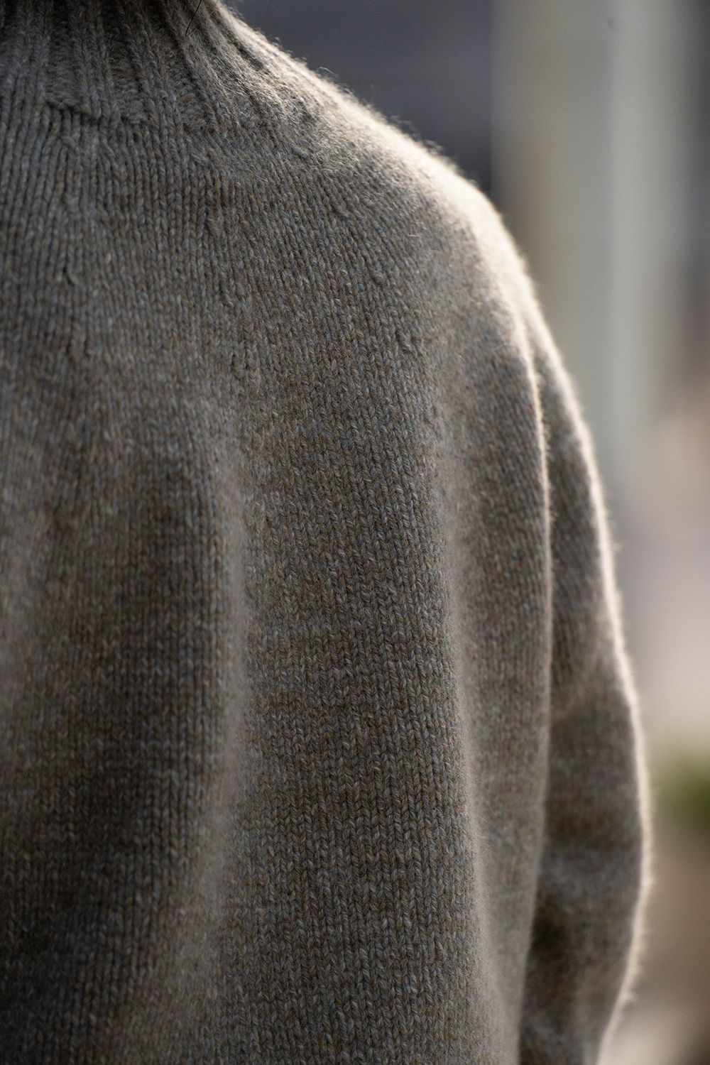 yak/lambs multi ply HAND KNITTING yoke top turtle neck sweater(FOG)