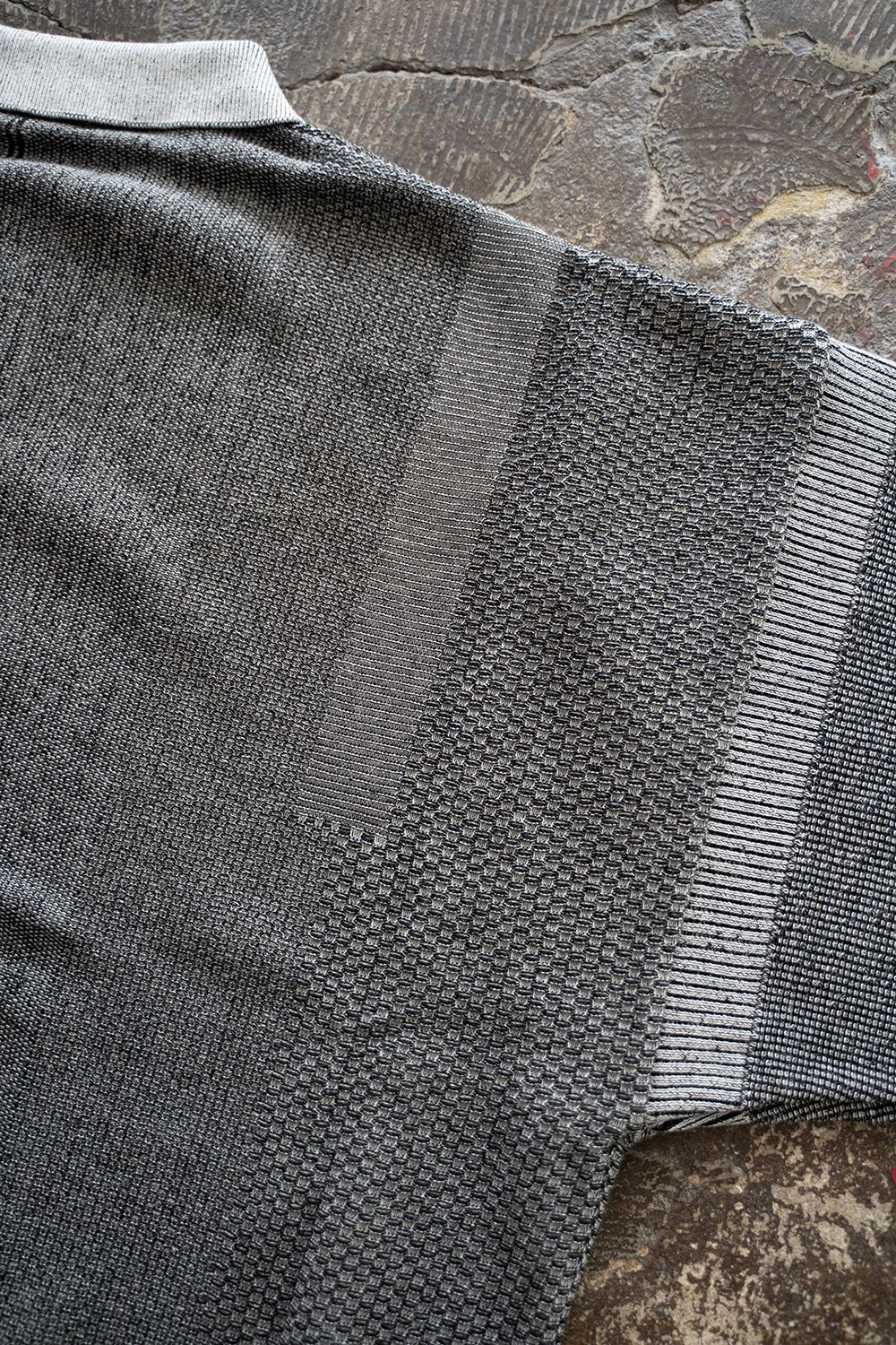 【ラスト1点】【25SS】Umiiro Knit Polo(MIX GRAY)