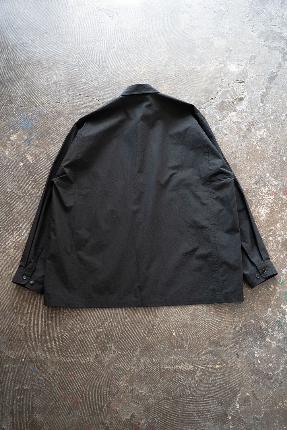 【ラスト1点】【25SS】スクエアアームホールシャツ(BLACK)