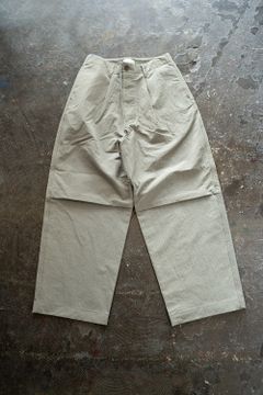 【ラスト1点】塩縮ナイロンワイドパンツ(KHAKI BEIGE)