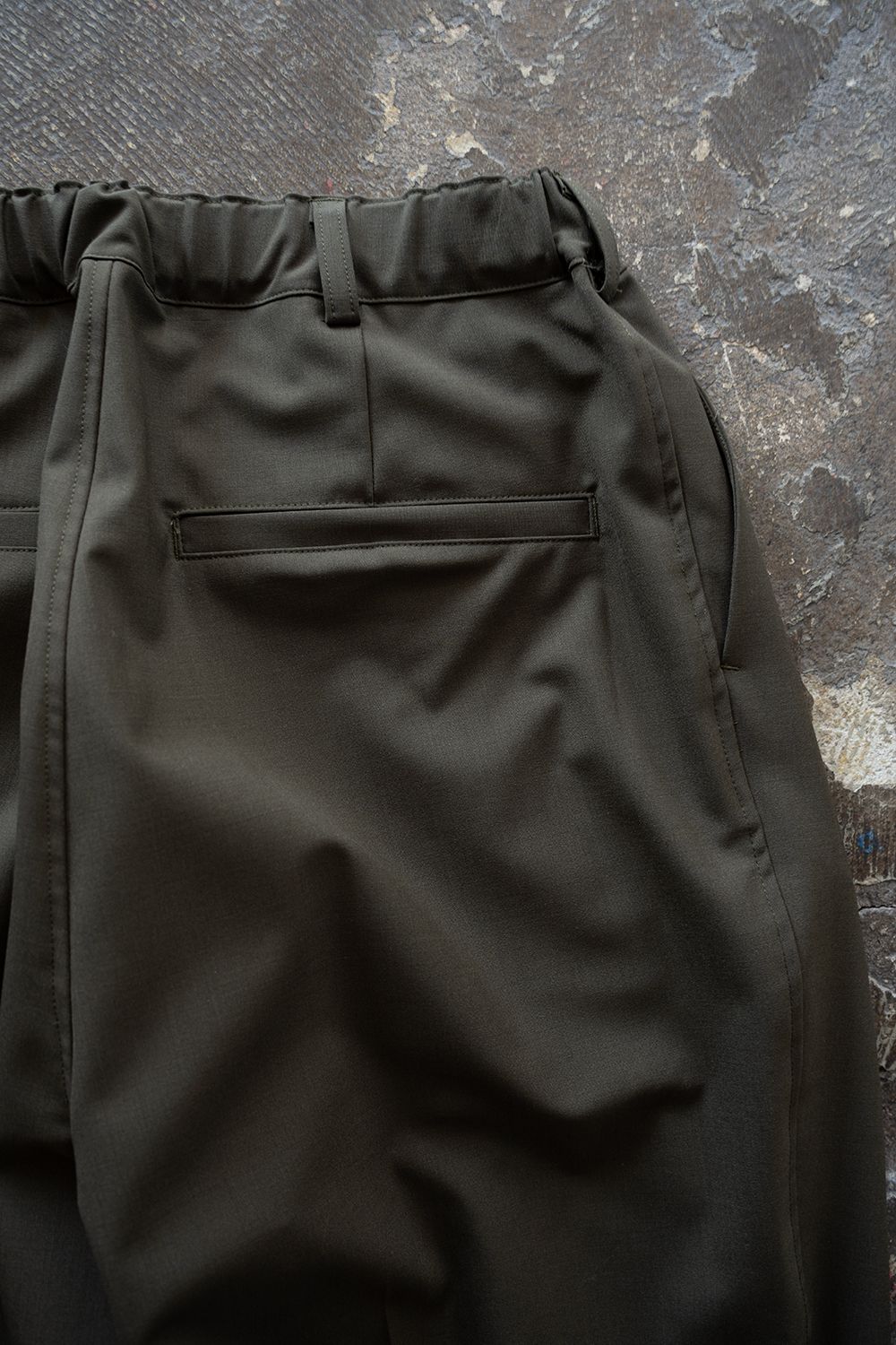 【26SS】Summer Wool 3 Pleat Pants(KHAKI)