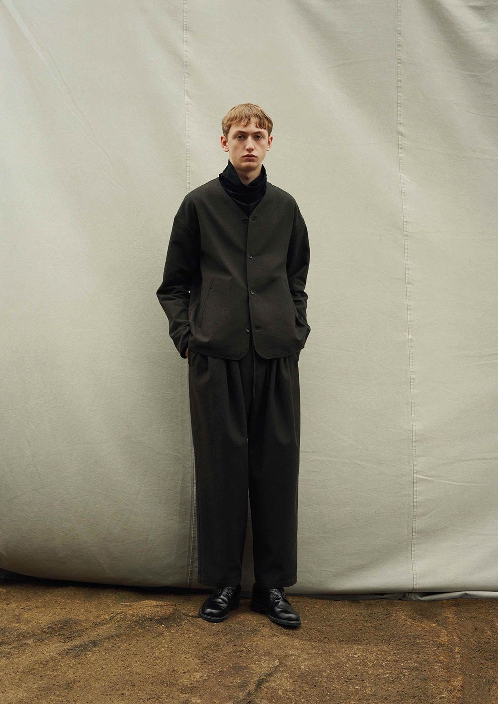 KICS DOCUMENT. 20AW LOOK Style-1
