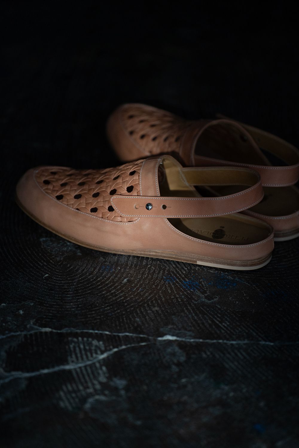 Cage Sandal(camel)