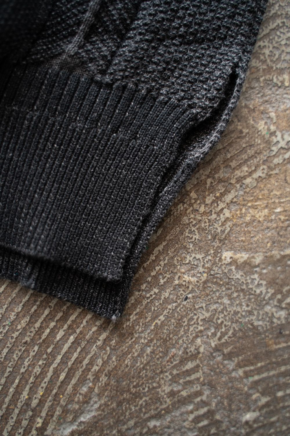 【ラスト1点】【25SS】Yozora V-neck Vest(BLACK)