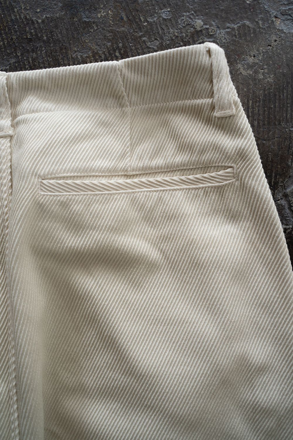 【22AW】コットンカルゼワイドパンツ(IVORY)