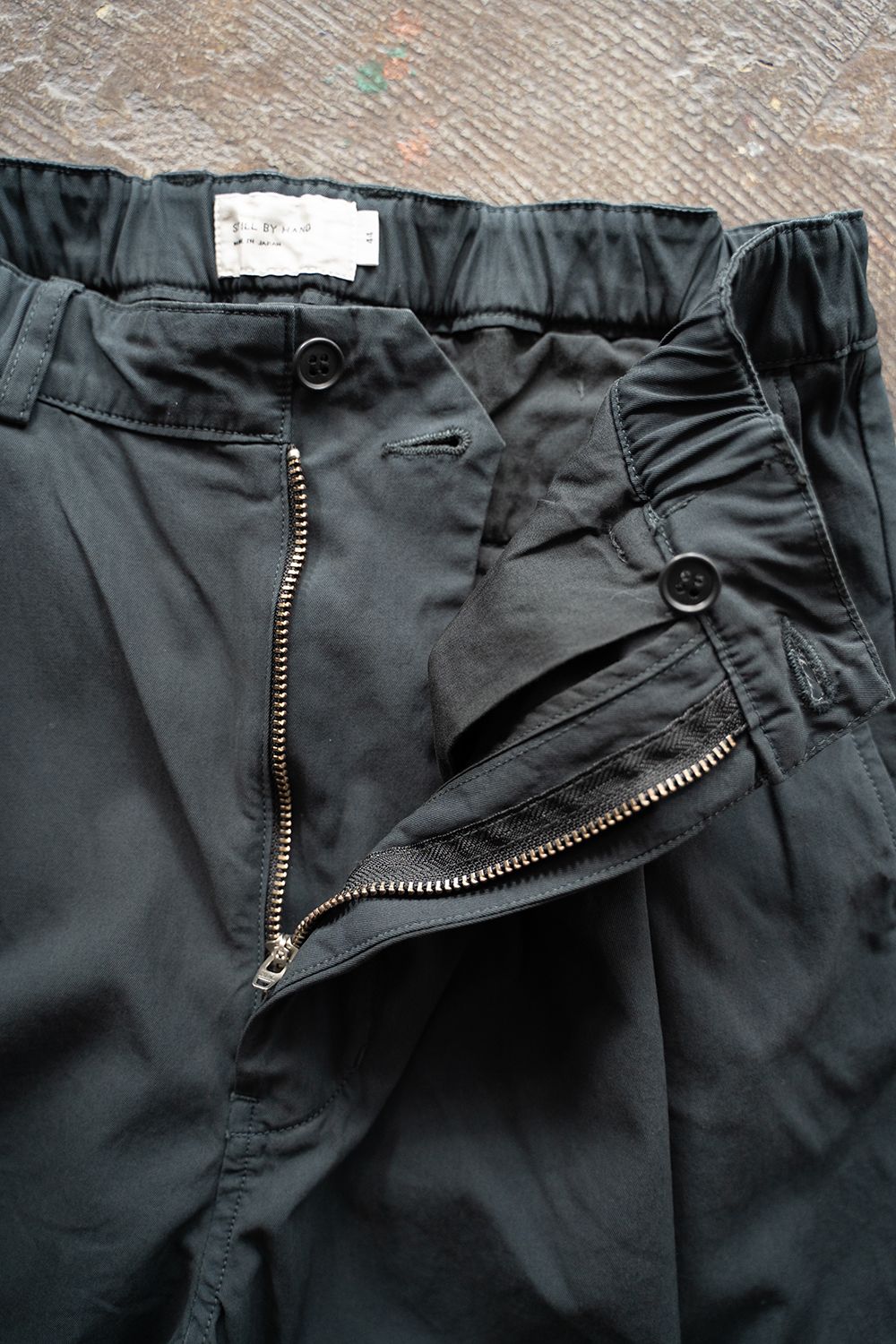【ラスト1点】【24SS】ガーメントダイ4タックイージーパンツ(BLACK NAVY)