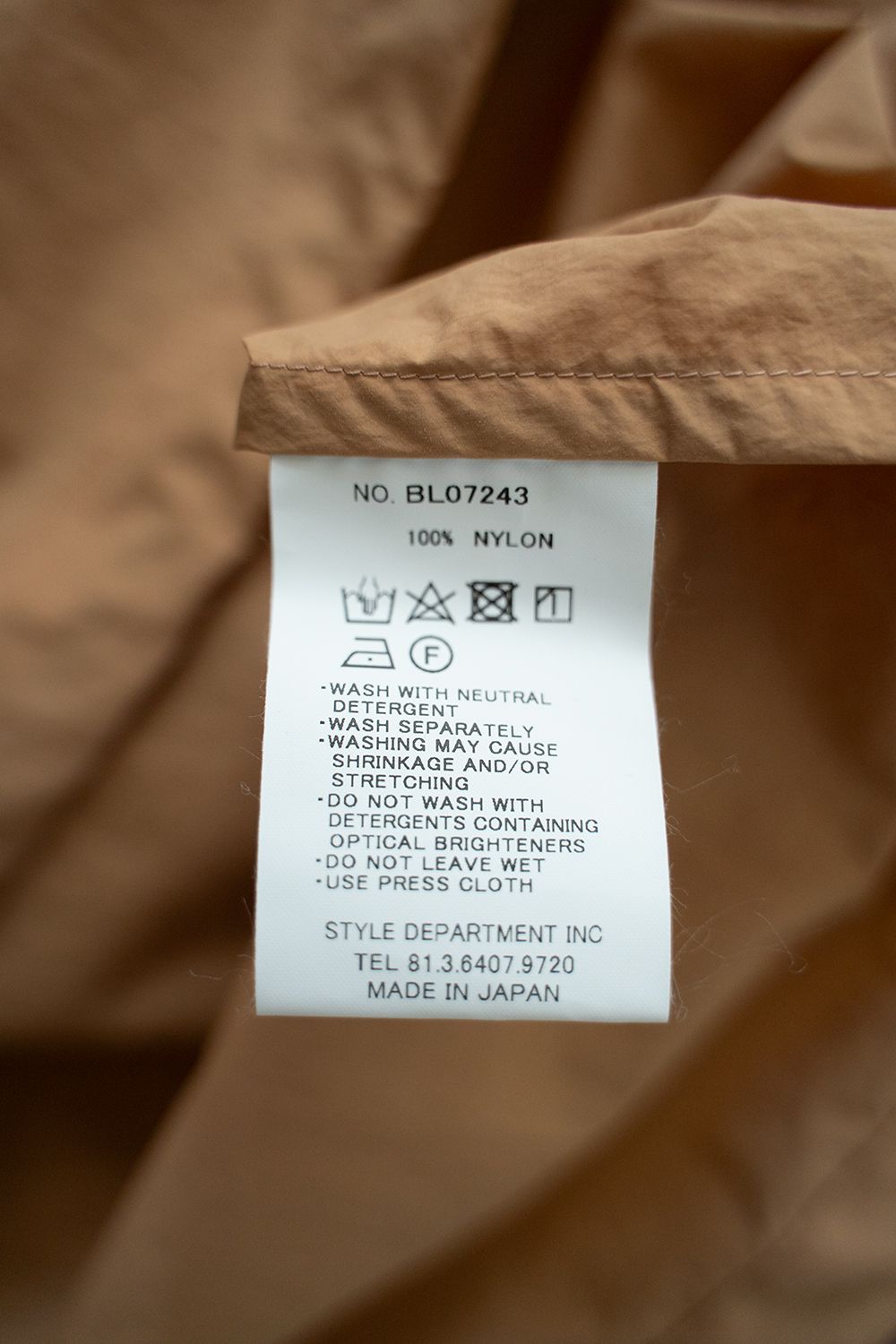 【24AW】撥水ナイロンパッカブルアノラック(PALE ORANGE)